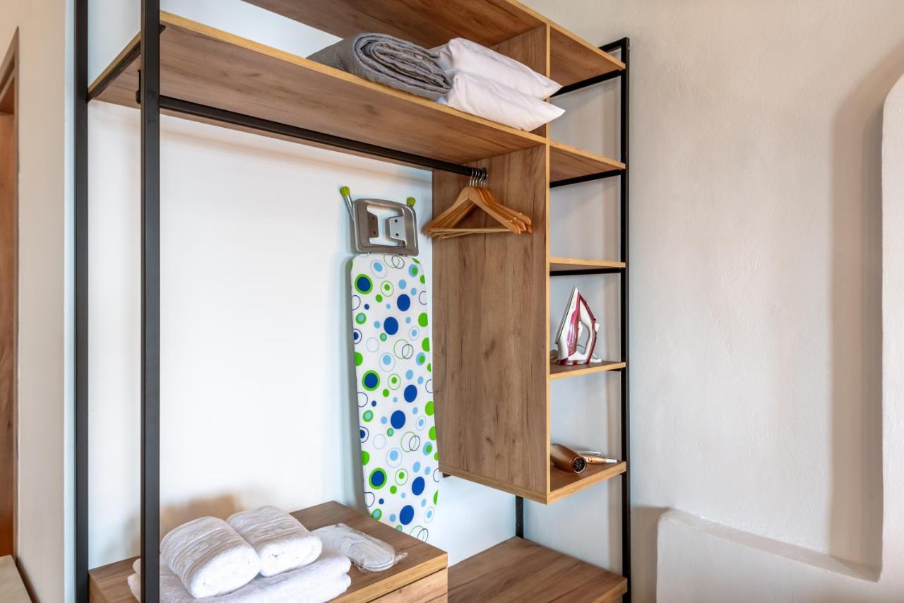 Superb Apartments Kriaras Sea View In Sfakia Khóra Sfakíon Esterno foto
