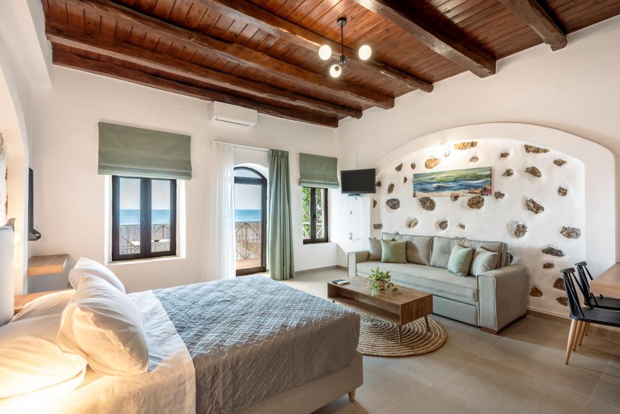 Superb Apartments Kriaras Sea View In Sfakia Khóra Sfakíon Esterno foto